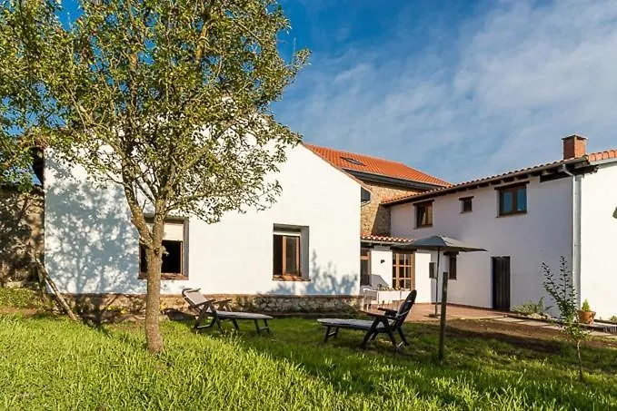 Feriehus Llulla.es Cortiguera